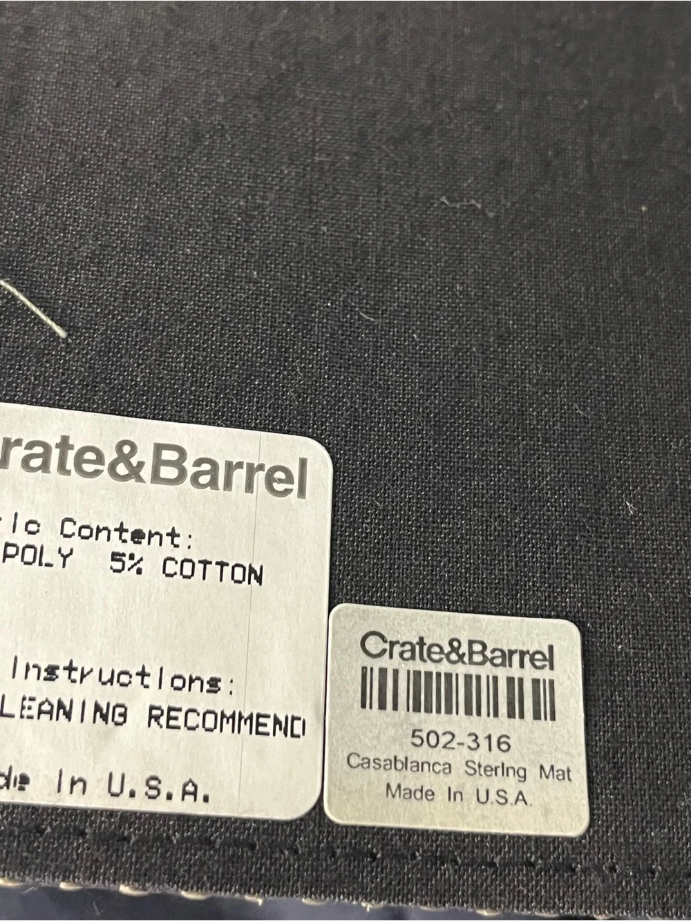 6 gorgeous placemats from crate & barrel. I may have used them once, tags r on.